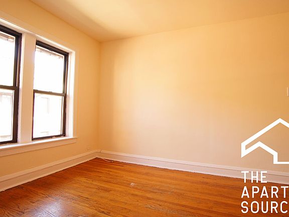 4th image of 3304 W Schubert Ave APT 1I