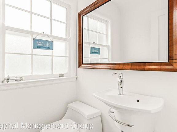 4th image of 1202 E Park Ave Office 2