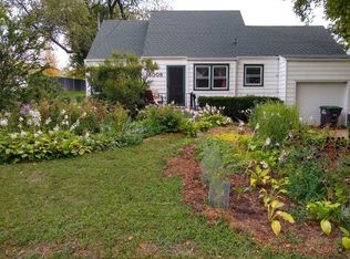 6008 University Ave, Des Moines, IA 50311
