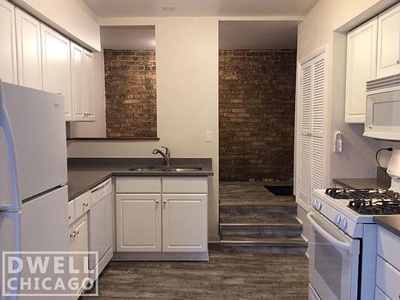 3rd image of 3700 N Sheffield Ave APT 1