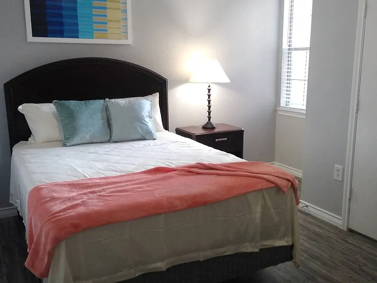 Mission Del Rio Apartment Homes — Photo 6