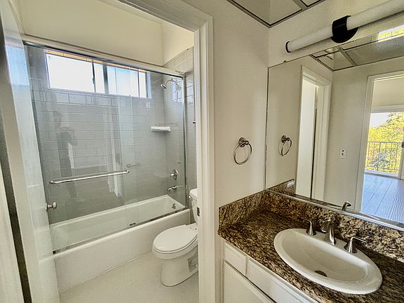 3rd image of 11925 Riverside Dr #36