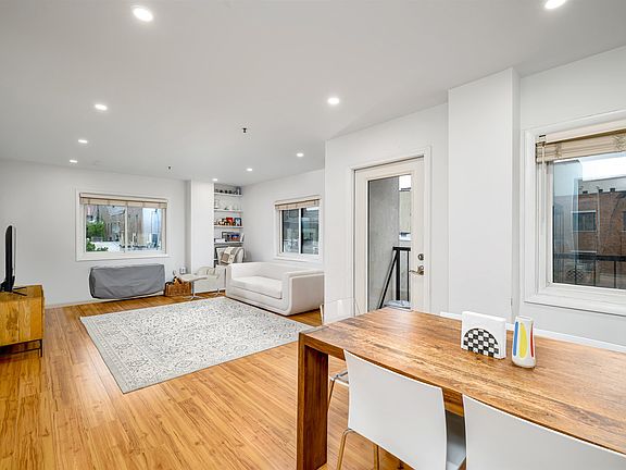 2nd image of 476 Monmouth St APT 402