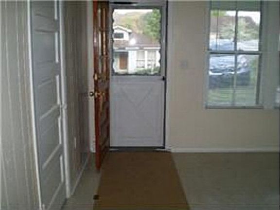 4th image of 311 Montana St