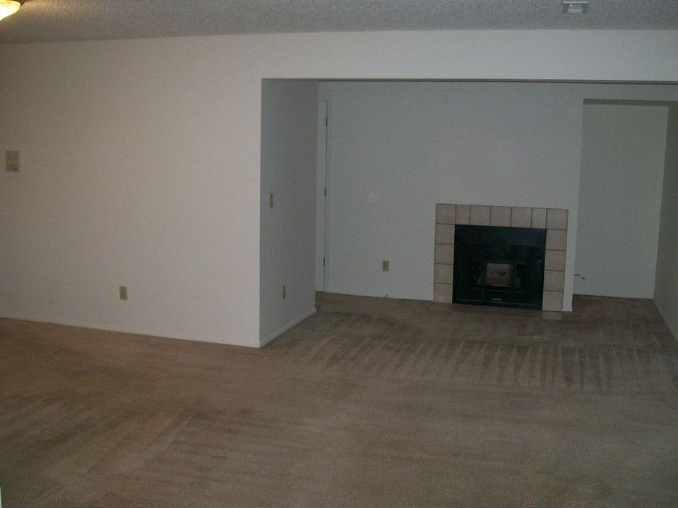 Building Photo 3