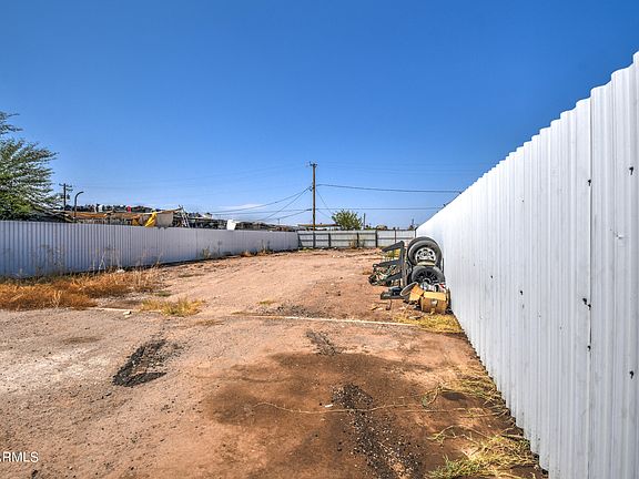 2nd image of 2430 E HARRISON Street #12