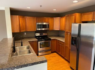 3520 Lake Washington Blvd SE APT 106, Bellevue, WA 98006