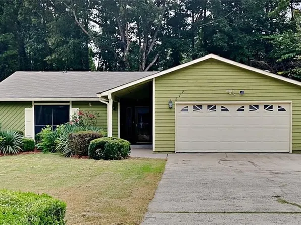 512 Blue Cedar Ct, Riverdale, GA 30274