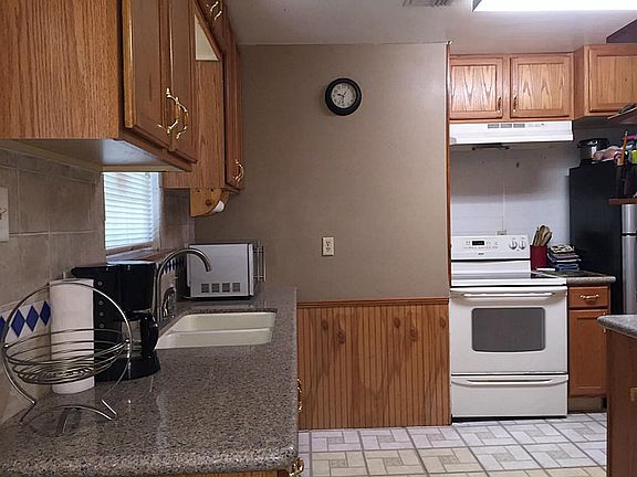 4th image of 295 County Road 306