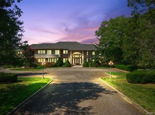 6 Old Wagon Ln, Old Westbury, NY