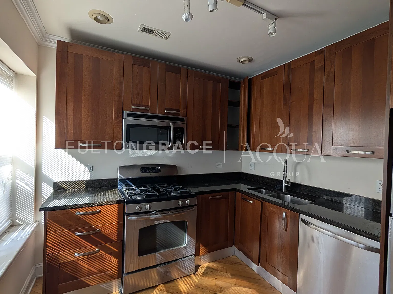 2 bed, $1,950 — Photo 4