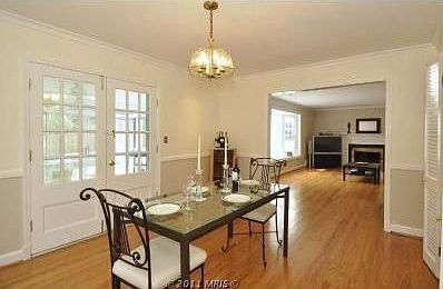 4th image of 10102 E Bexhill Dr