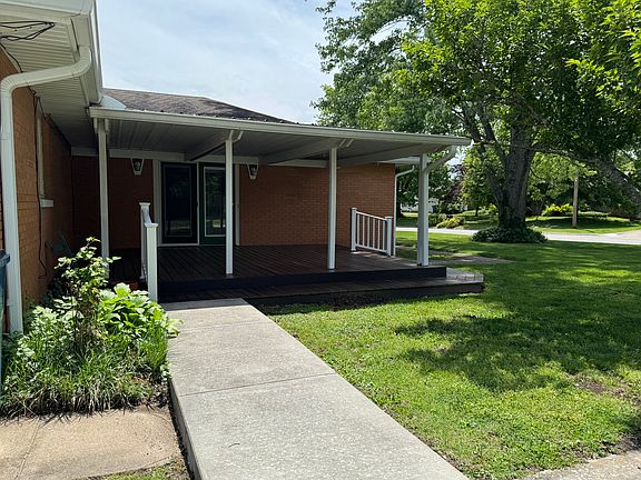 3rd image of 100 Belcher Rd