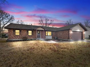 12112 Barcelona Ave, Saint Louis, MO 63138