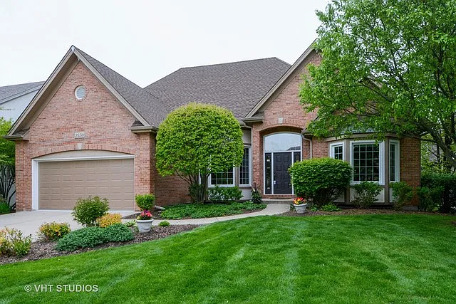 2550 Danhaven Ct photo 1
