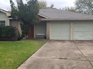 15011 Cedar Ridge Dr, Houston, TX 77082