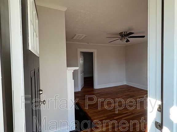 3rd image of 102 W Summit Ave APT B