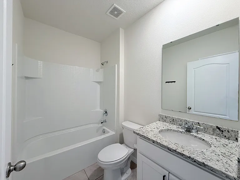 2703 Rowan St — Photo 17