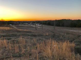 Hillview Dr, Mooreville, MS 38857