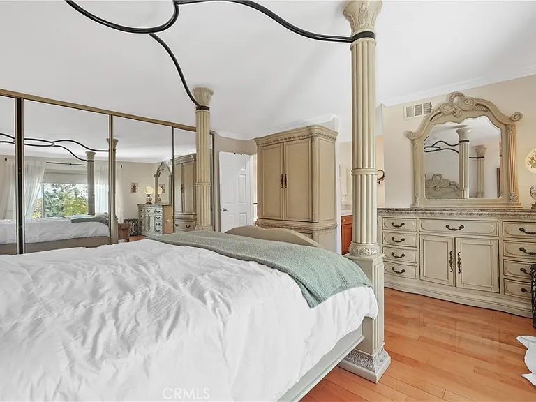 25235 Cinnamon Rd — Photo 44