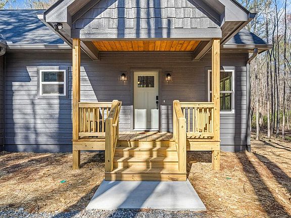 5th image of 246 Woodward Way