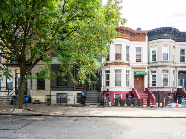 860 Macon Street image 13 of 13