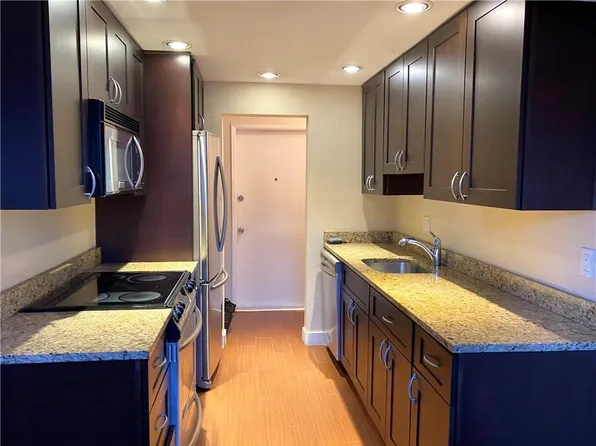 2591 NE 55th Ct APT 105, Fort Lauderdale, FL 33308