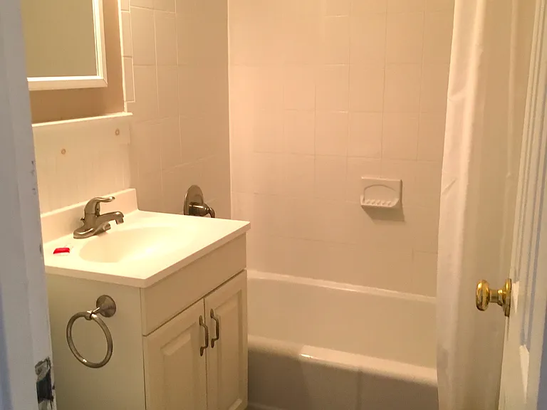 1121 Arlington Blvd #840 — Photo 9