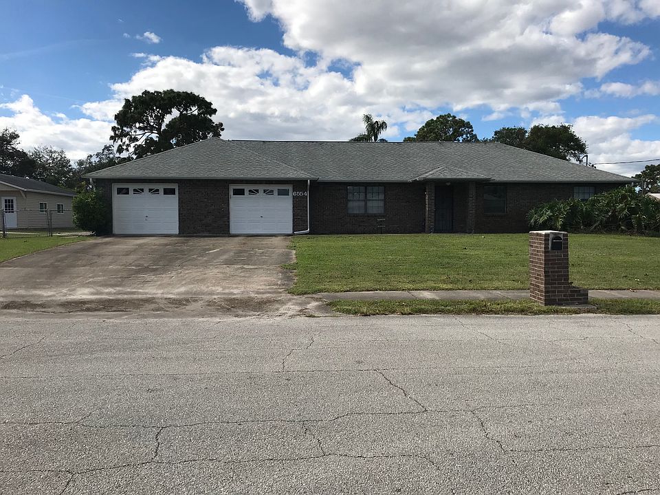 Front of House - East