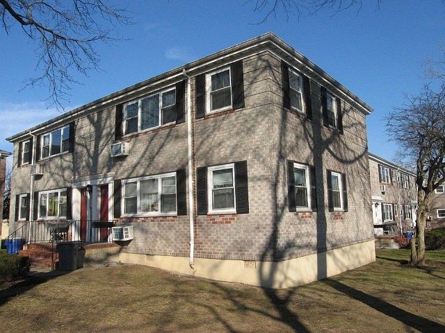 1st image of 15027 Jewel Ave #1