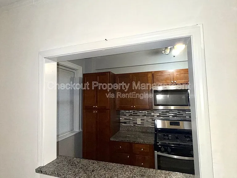 5616 Pershing Ave #14 — Photo 6