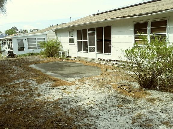 2nd image of 20 Basset Dr