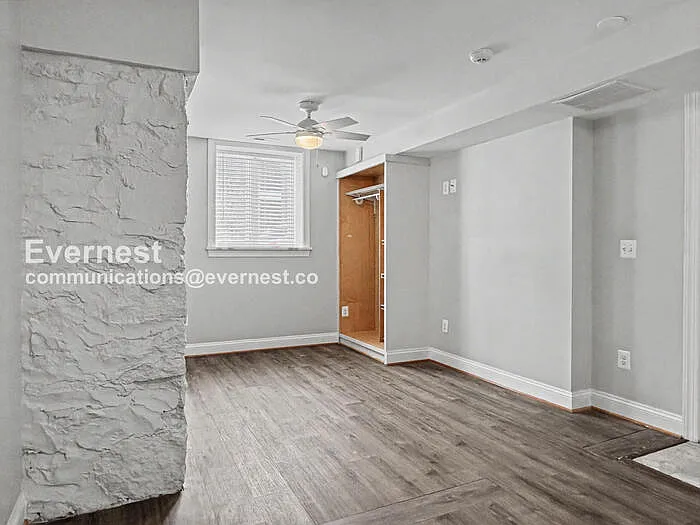 2438 Callow Ave — Photo 7