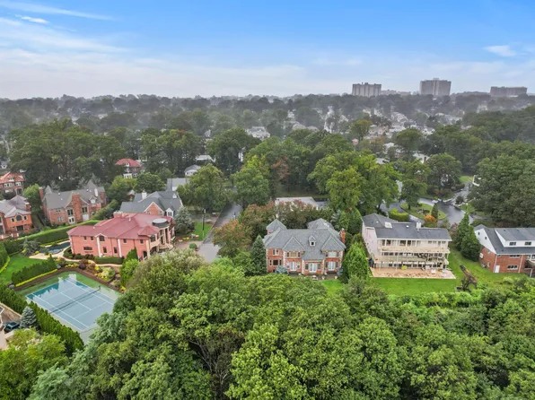 1 Euclid Road image 47 of 50