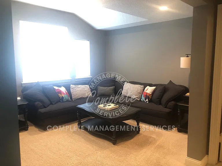 14367 Parkside Ct NW — Photo 32