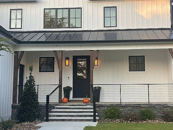 5th image of 338 Woodhurst Dr