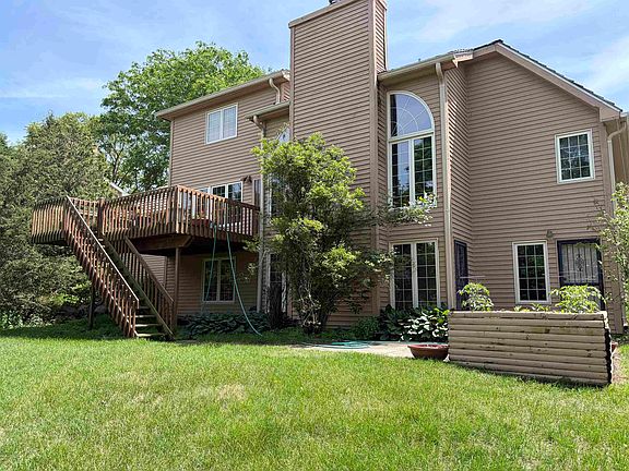 4th image of 5908 Schumann Dr