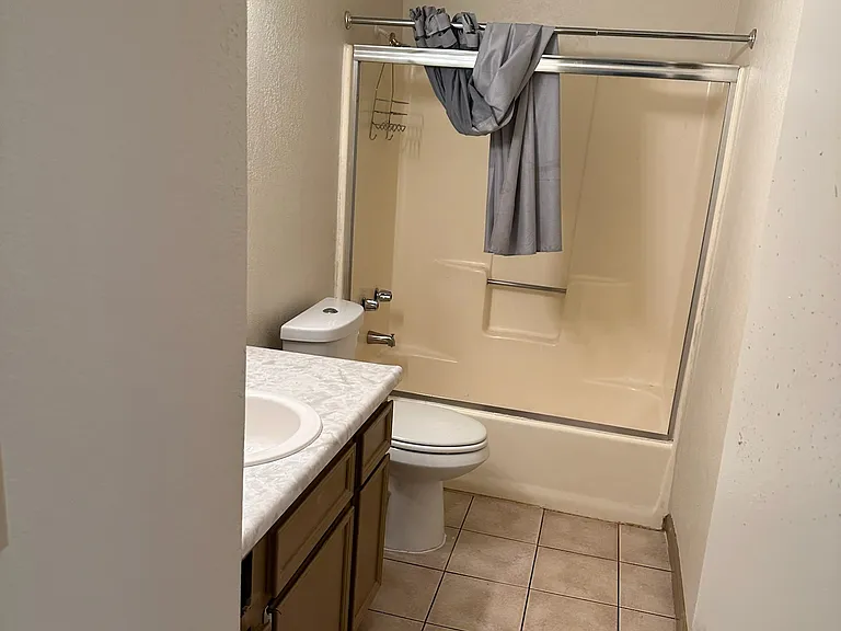 2706 Plantation Pl — Photo 4