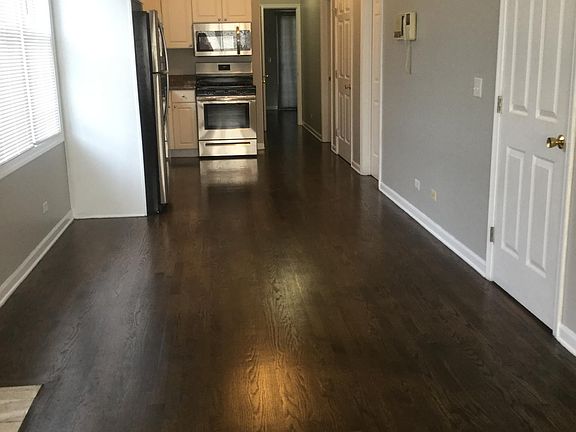 2nd image of 1742 W Foster Ave APT 2