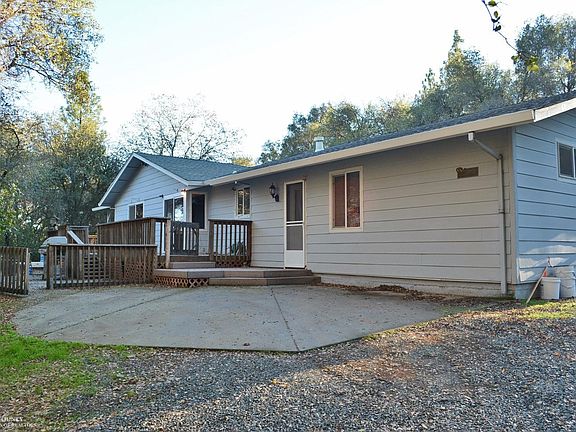 3rd image of 18851 Penn Valley Dr