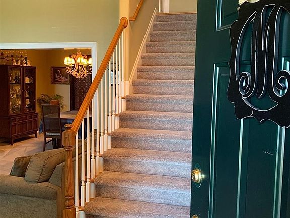 4th image of 120 Breenie Cir