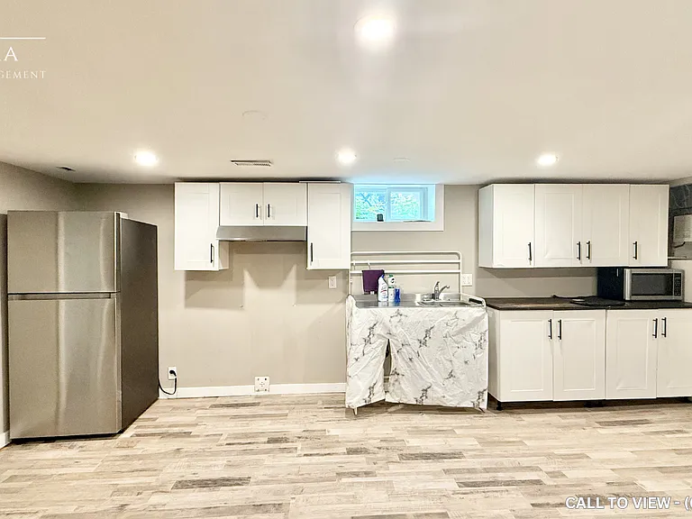 17 Brinloor Blvd #2 — Photo 2