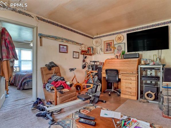 colorado-springs-colorado-13666419 picture