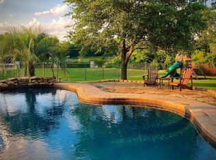 10614 Huffines Dr, Rowlett, TX 75089