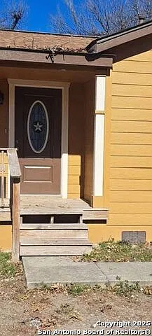 143 Grapeland Ave