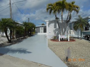 3852 Coconut Dr, Saint James City, FL 33956