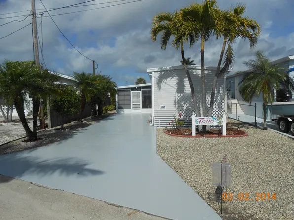 3852 Coconut Dr, Saint James City, FL 33956