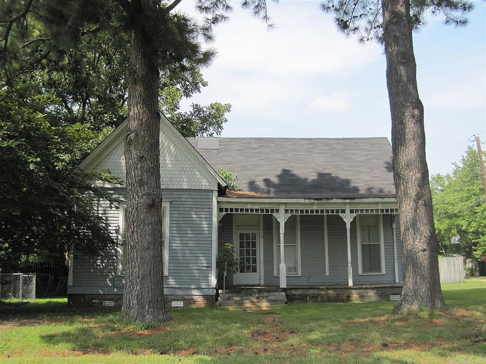 1st image of 738 E Cogbill Ave
