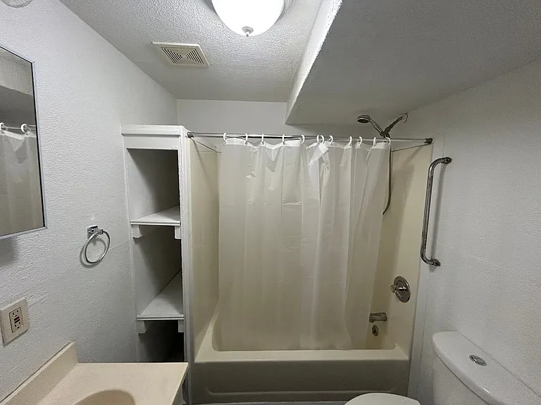 2344 East Ave — Photo 6