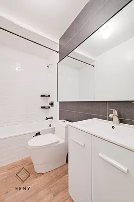 Rented by ERNY LLC | media 40